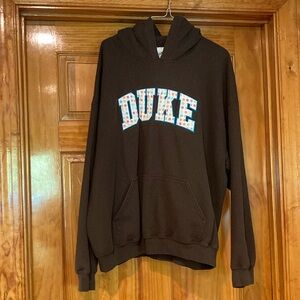 XL Duke sweatshirt